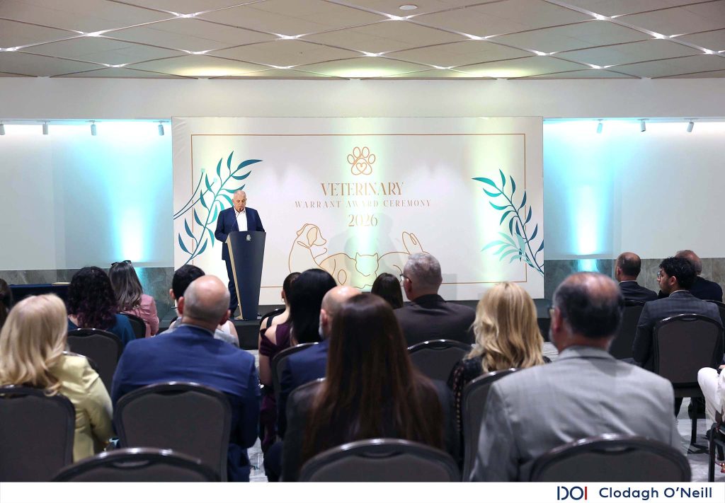 Warrant Award Ceremony for Veterinary Professionals